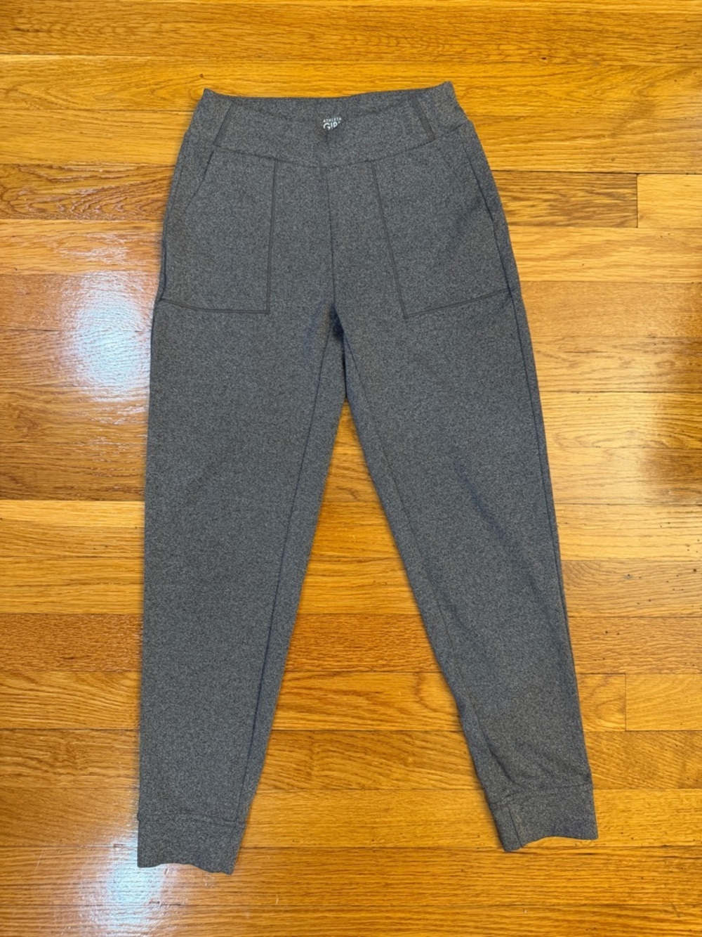 Athleta Girl Powervita Jogger in Heathered Gray - Size S/7 (Small)